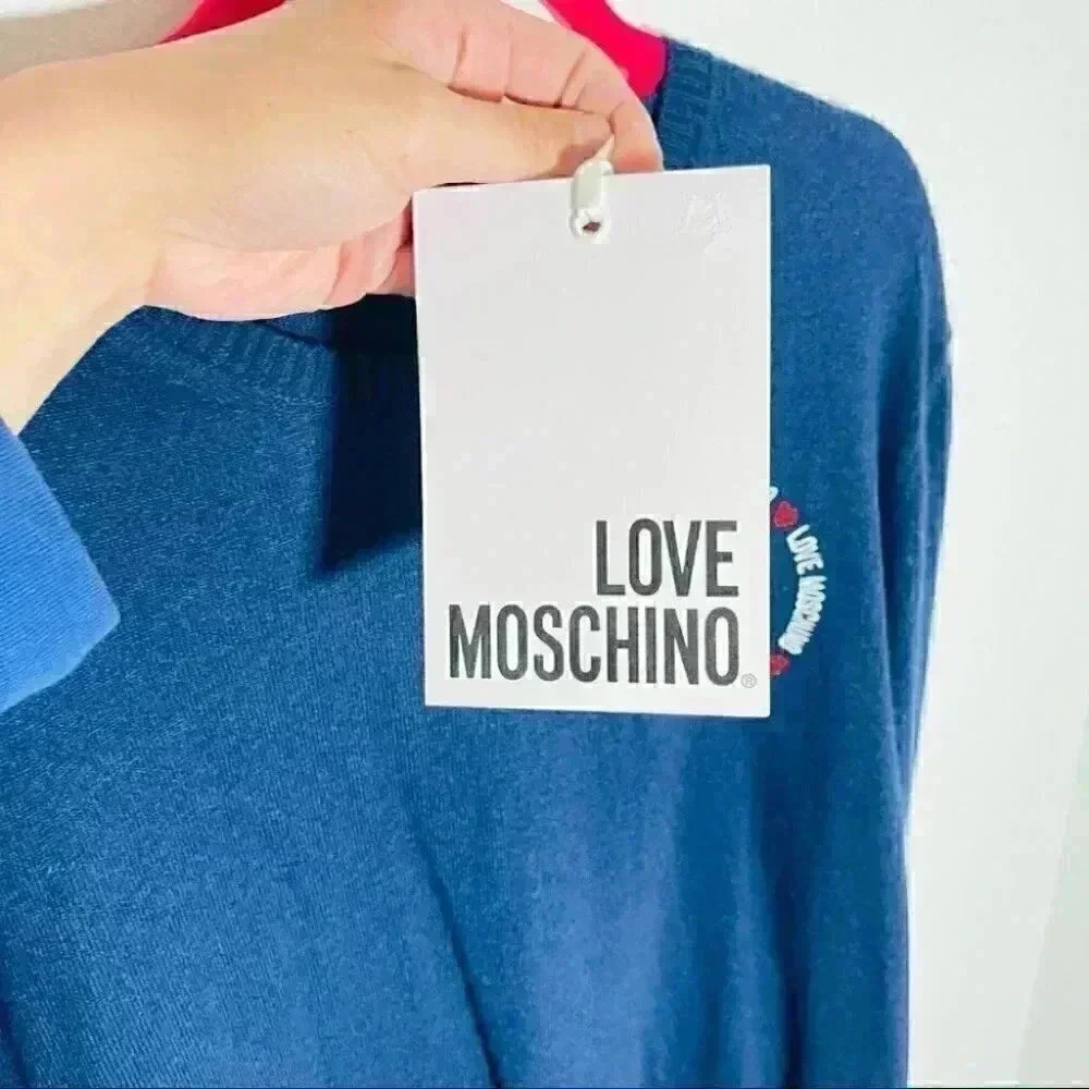 NWT Love Moschino Basic Logo Embroidered Crew Neck Sweater - Picture 9 of 10